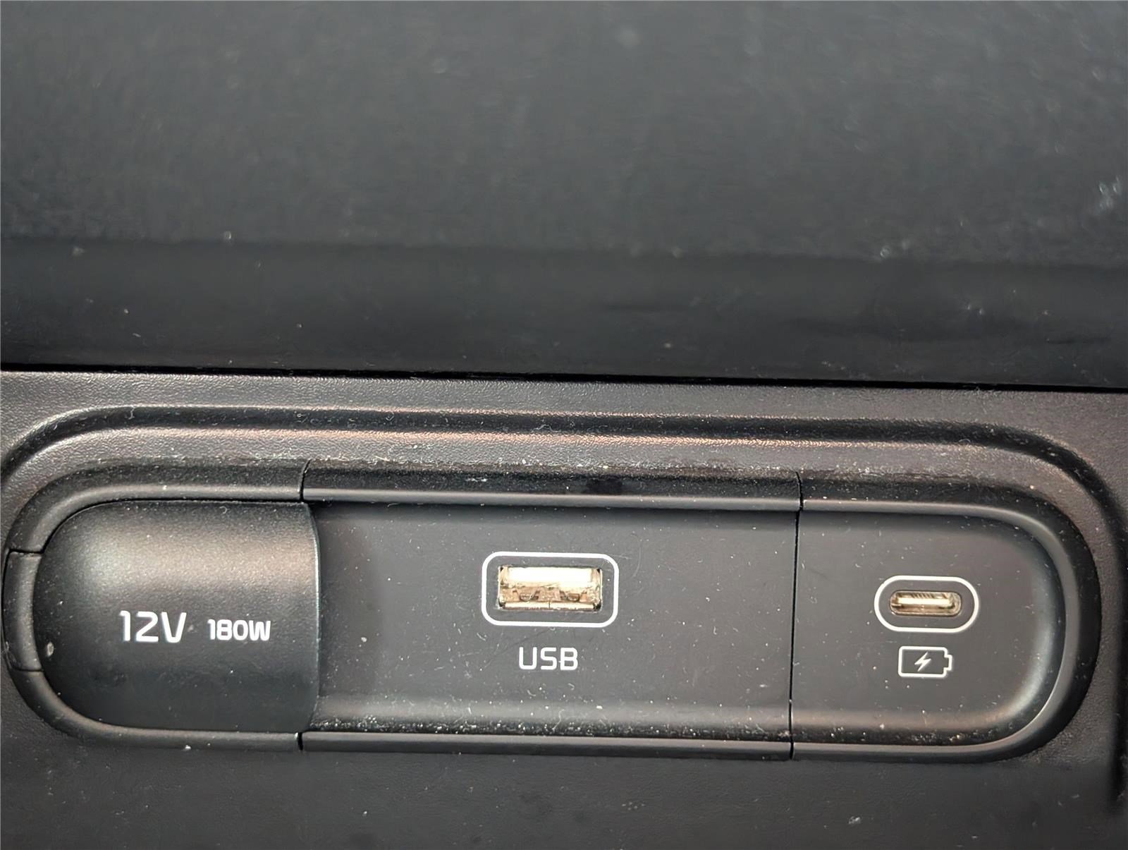 Used 2023 Kia Sportage LX image 19