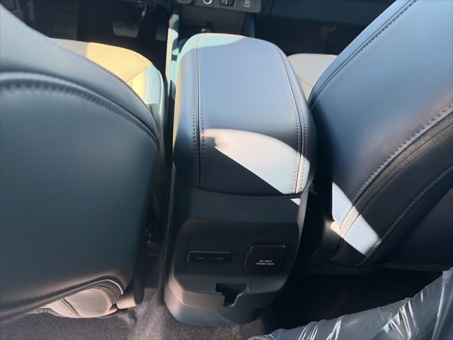 New 2025 Ford Maverick Lariat image 13