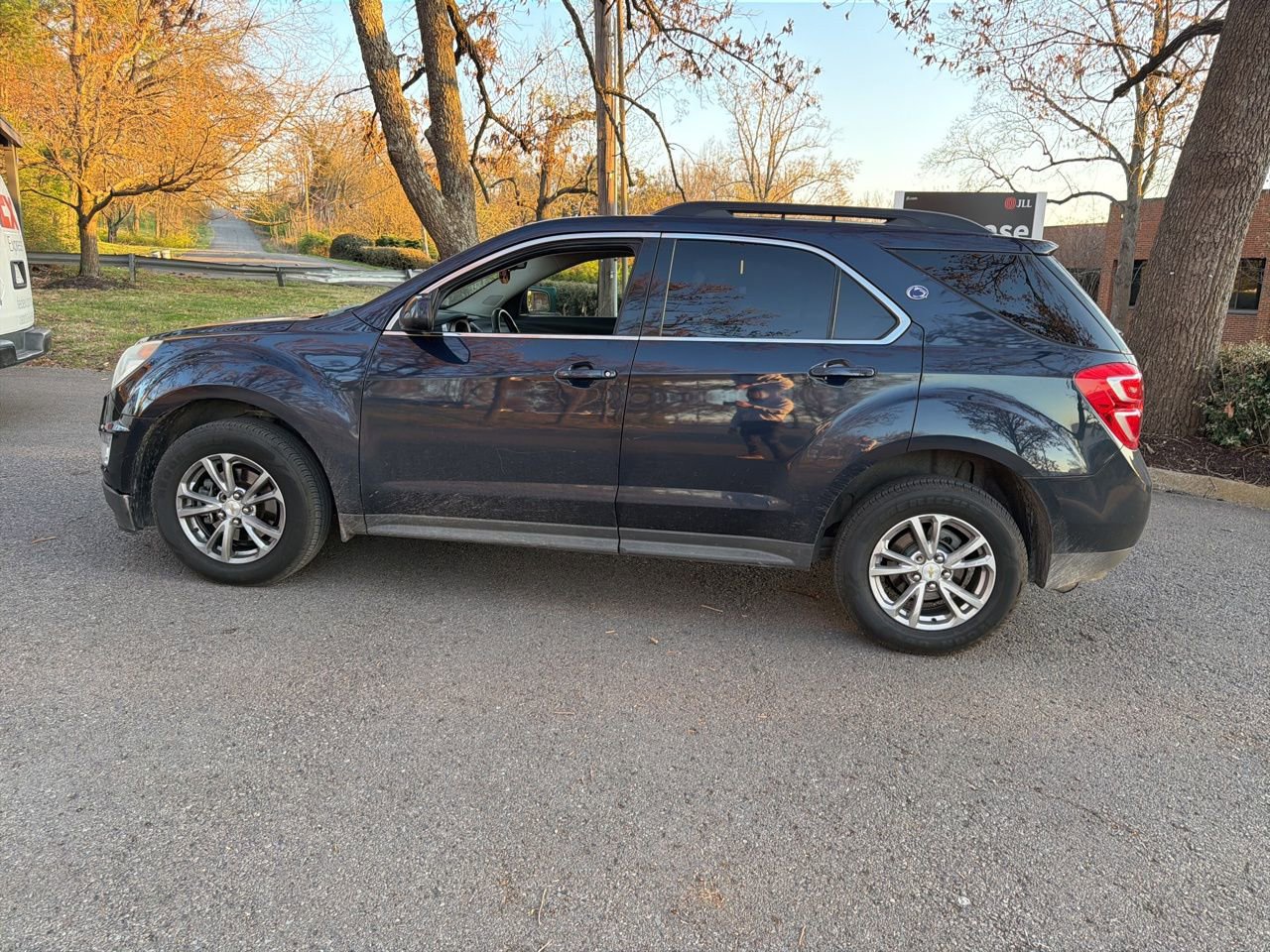 Used 2016 Chevrolet Equinox LT w/ Convenience Package image 6