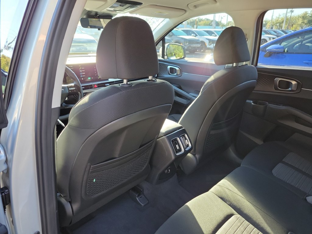 New 2026 Kia Sorento LX FWD image 14