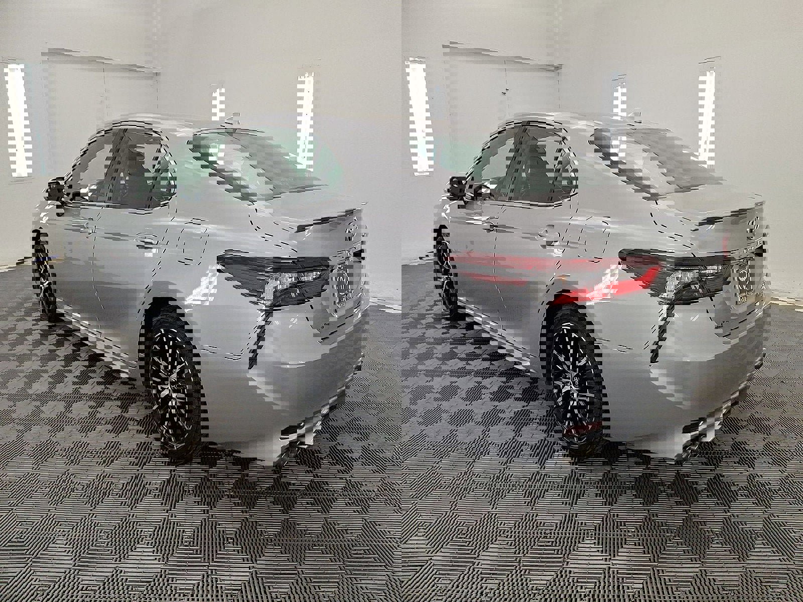 Certified 2024 Toyota Camry SE FWD image 21