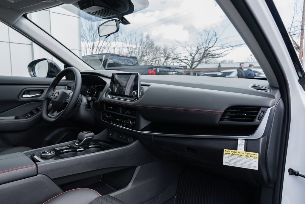 New 2026 Nissan Rogue SV image 27