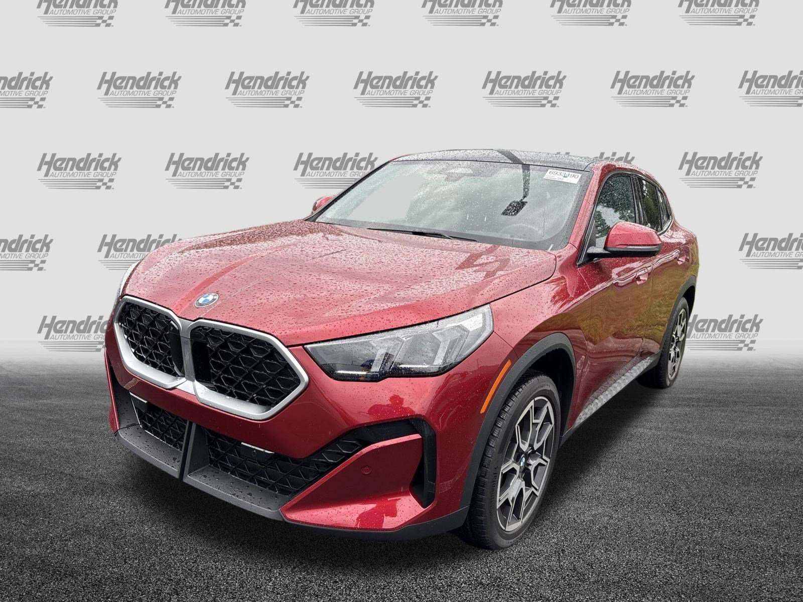 Used 2025 BMW X2 xDrive28i AWD/4WD image 11