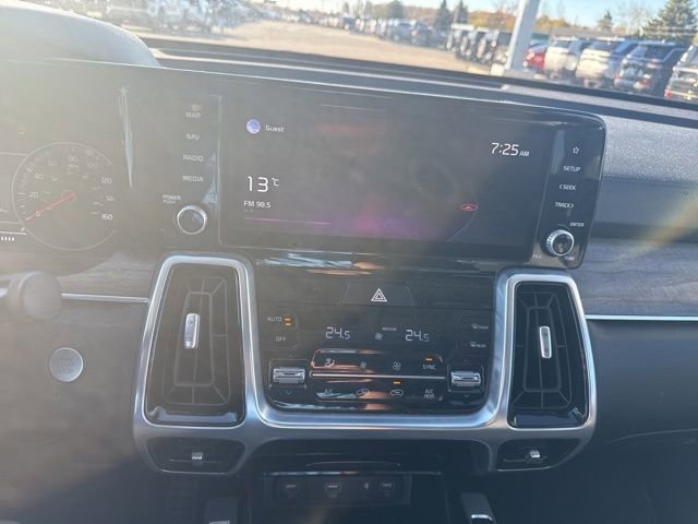 Used 2021 Kia Sorento EX AWD/4WD image 12