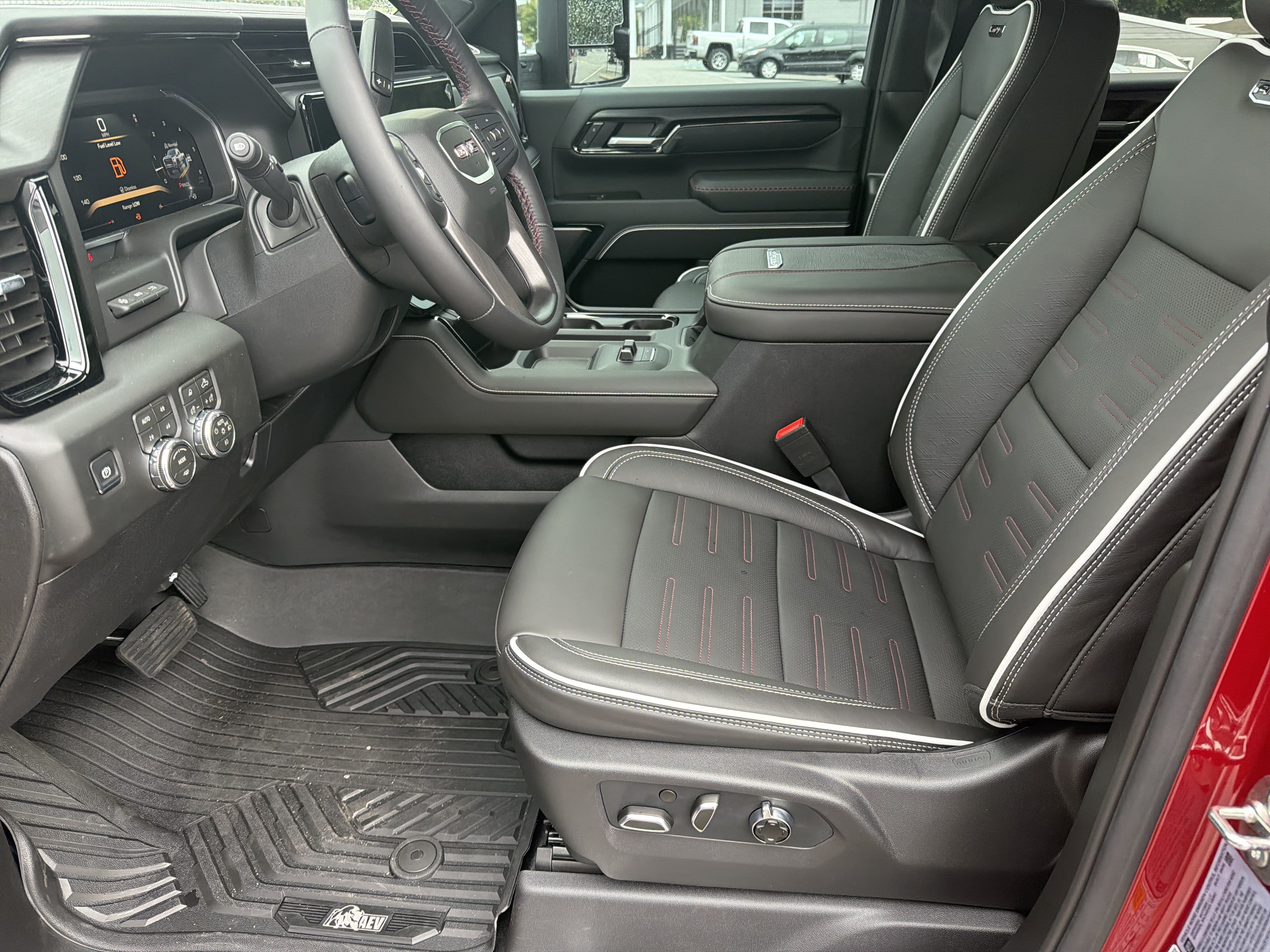 New 2026 GMC Sierra 2500 AT4X w/ AT4X AEV Edition AWD/4WD image 10