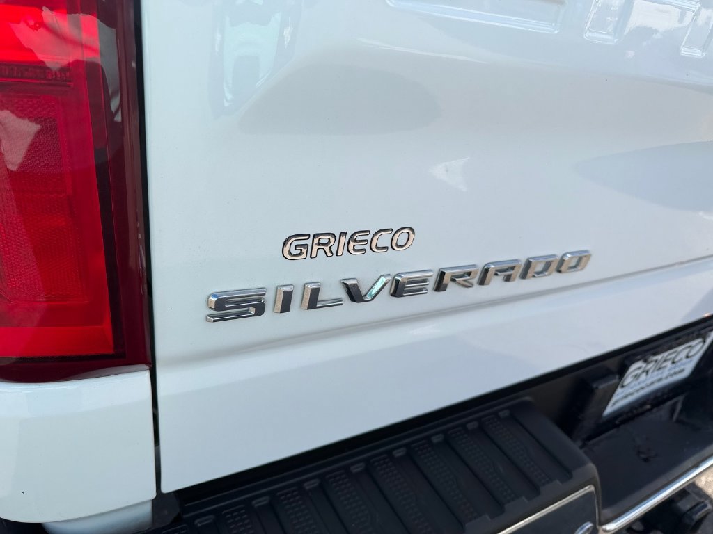 Used 2023 Chevrolet Silverado 1500 LTZ RWD image 15