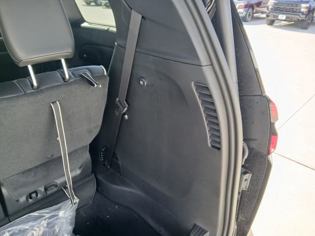 New 2026 Chrysler Pacifica Limited w/ Uconnect Theater Family Group FWD image 25