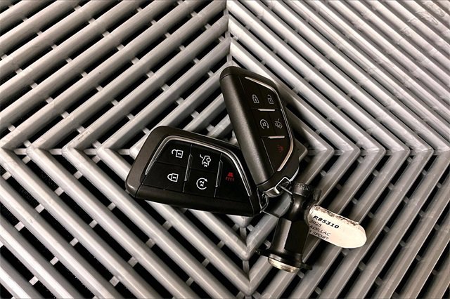Used 2025 Cadillac CT5 Sport w/ Technology Package image 11