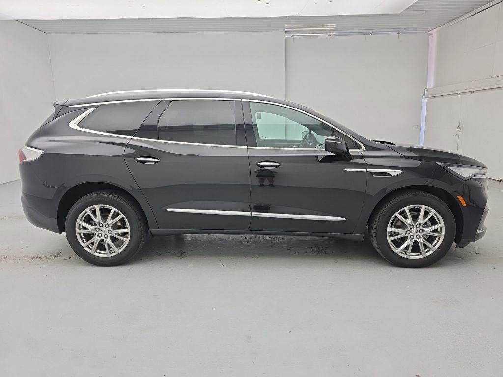 Used 2023 Buick Enclave Essence w/ Experience Buick Package AWD/4WD image 13