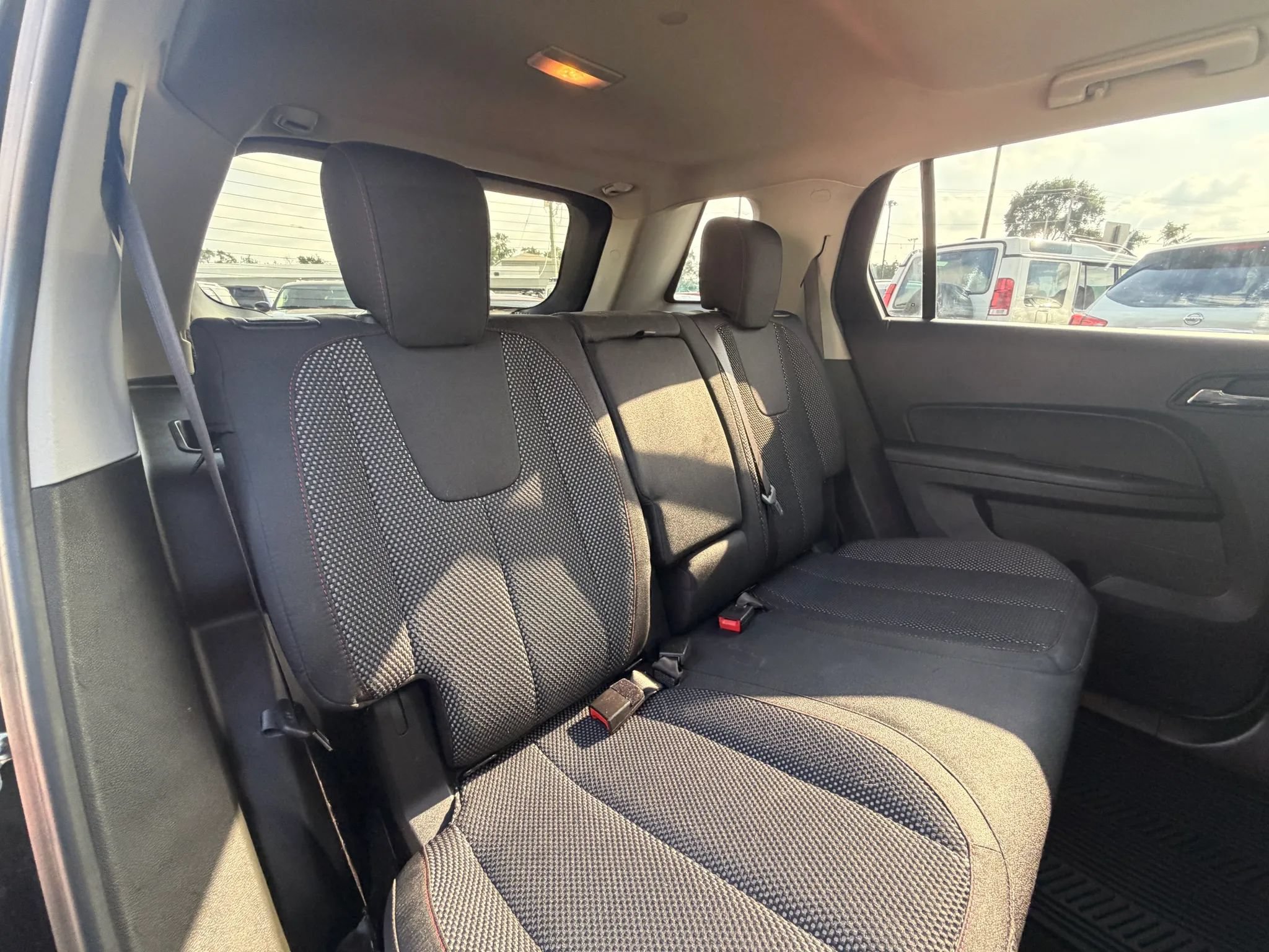 Used 2017 GMC Terrain SLE w/ Chrome Edition AWD/4WD image 25