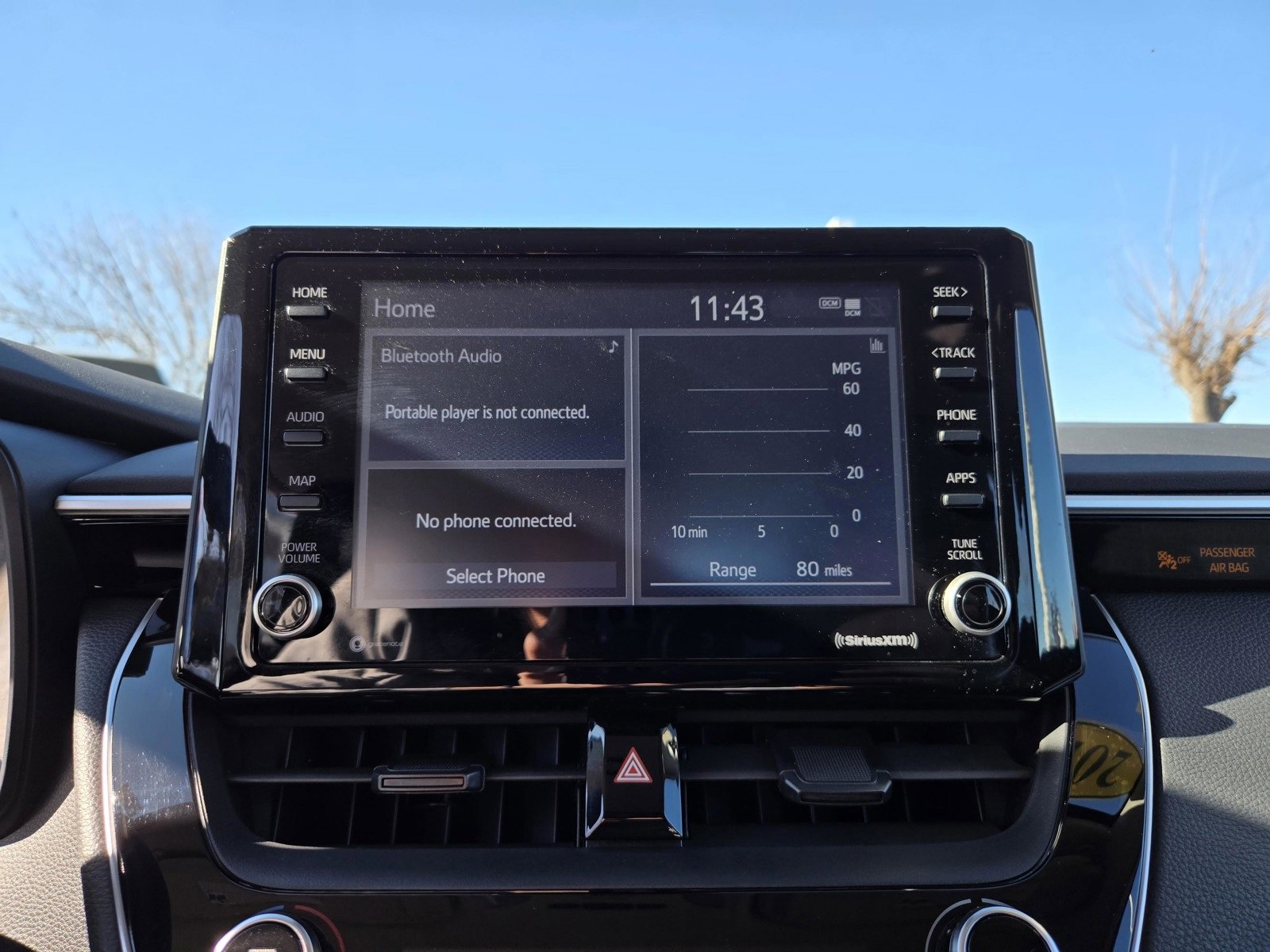 Used 2022 Toyota Corolla LE image 18