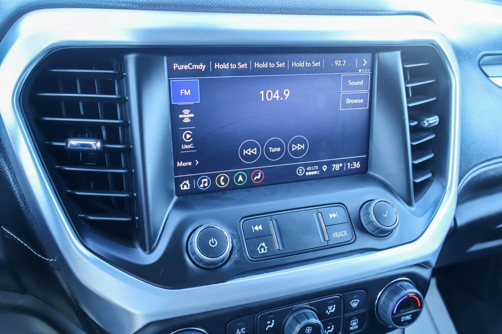 Used 2023 GMC Acadia SLT w/ Preferred Package image 3