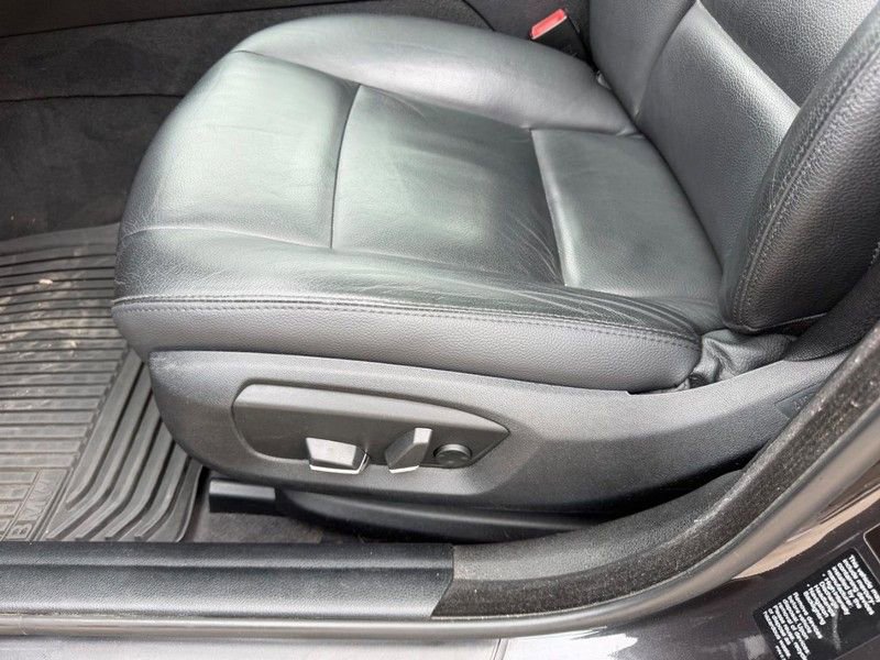 Used 2016 BMW 528i xDrive Sedan w/ Premium Package image 20