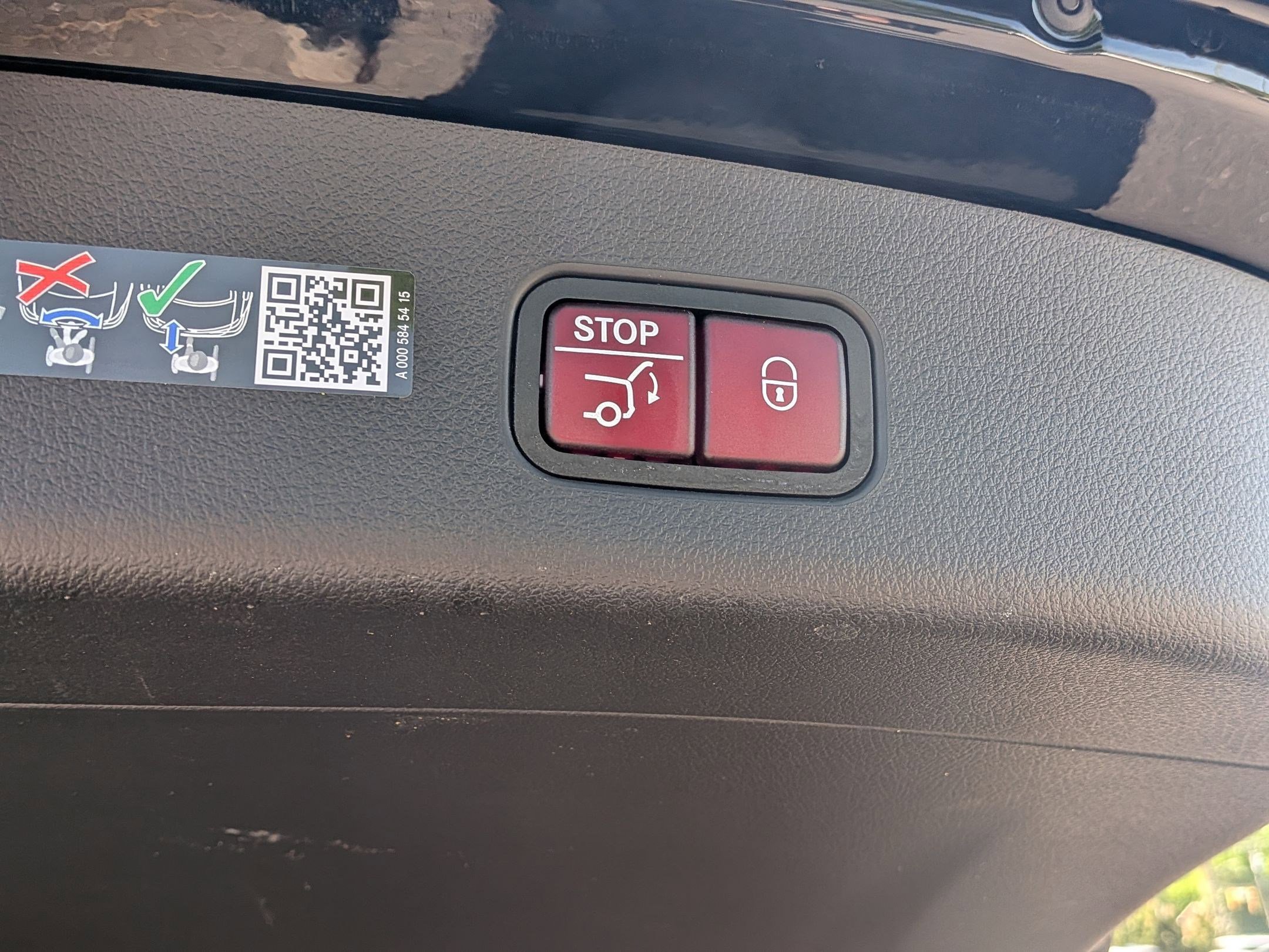 Certified 2026 Mercedes-Benz GLC 300 4MATIC image 31