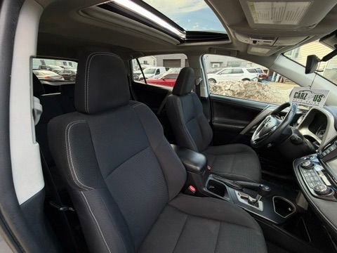 Used 2017 Toyota RAV4 XLE image 31