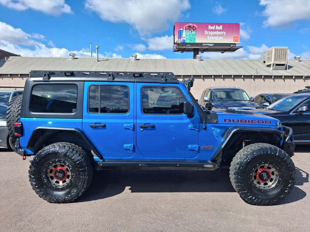 Used 2023 Jeep Wrangler Unlimited Rubicon w/ LED Lighting Group AWD/4WD image 8