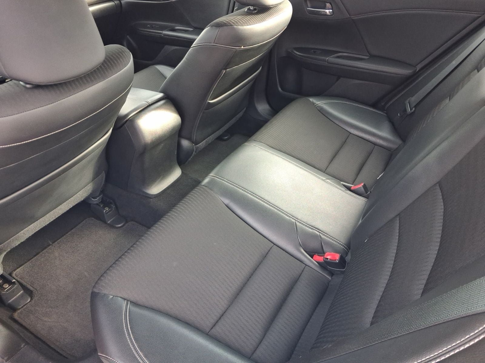 Used 2016 Honda Accord Sport image 20
