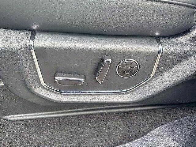 Used 2024 Ford Expedition Max Platinum image 31