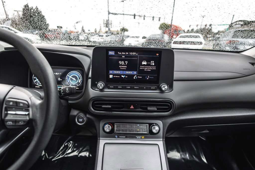 Used 2023 Hyundai Kona SE w/ Cargo Package image 29