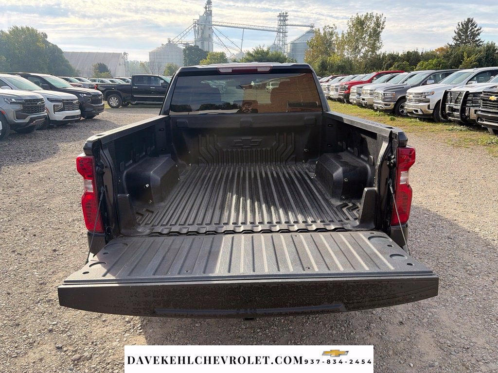 Used 2022 Chevrolet Silverado 1500 LT AWD/4WD image 29