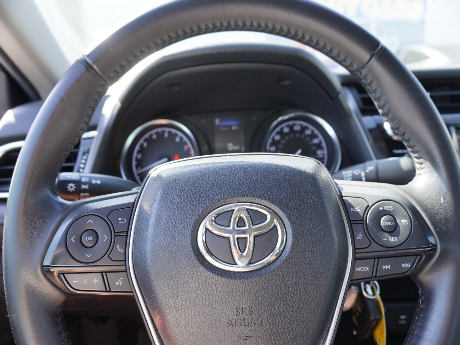 Used 2018 Toyota Camry SE FWD image 20