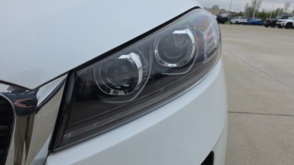 Used 2019 Kia Sorento LX image 9