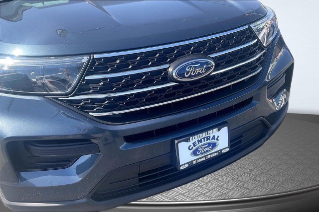 Used 2022 Ford Explorer XLT RWD image 28