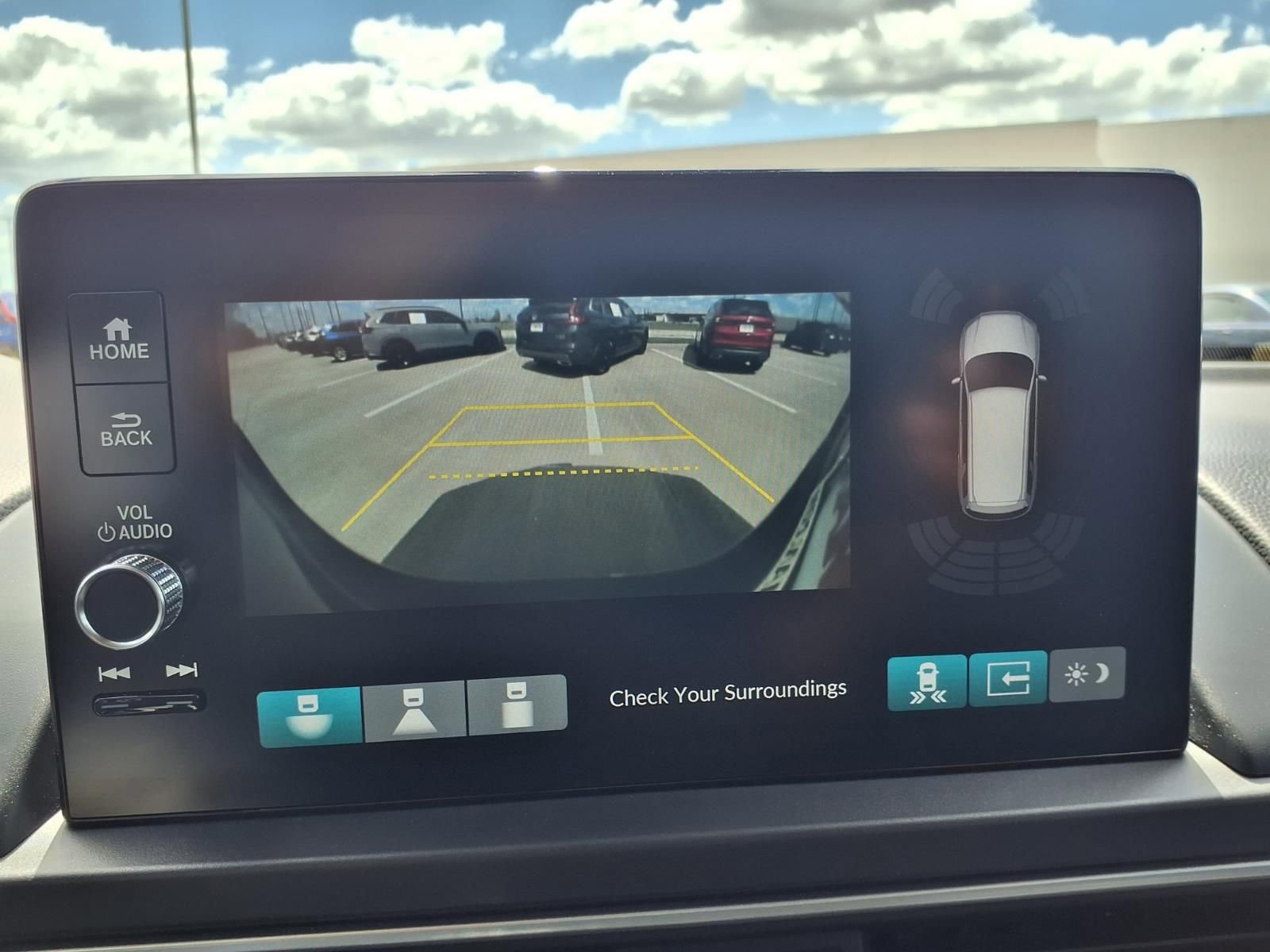 Used 2025 Honda Pilot EX-L image 10