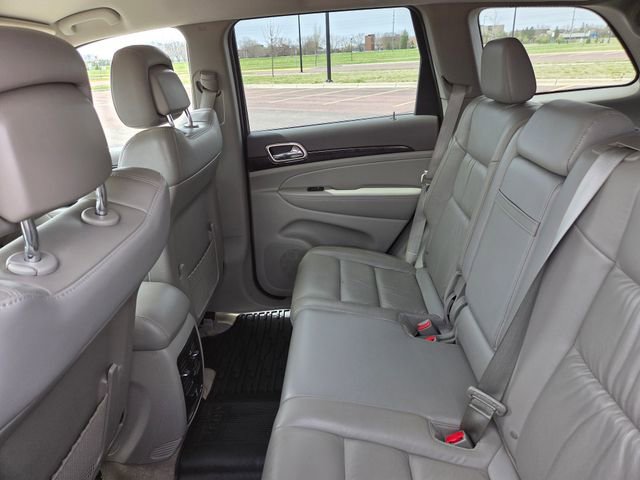 Used 2011 Jeep Grand Cherokee Laredo AWD/4WD image 42