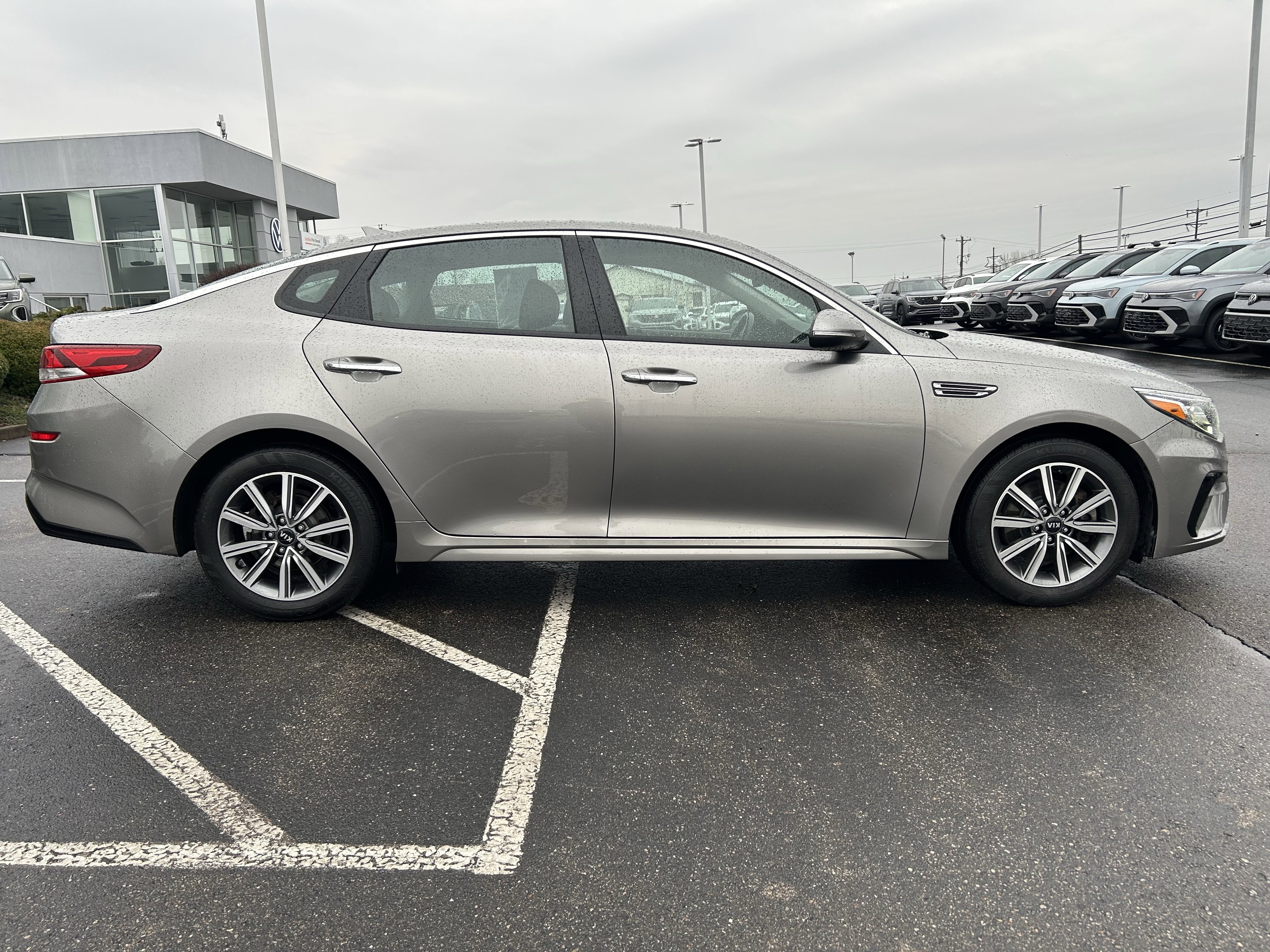 Used 2019 Kia Optima EX image 8