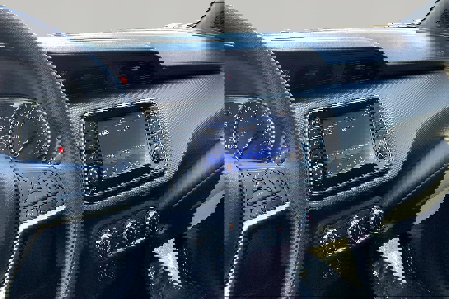 Used 2020 Nissan Kicks S FWD image 9