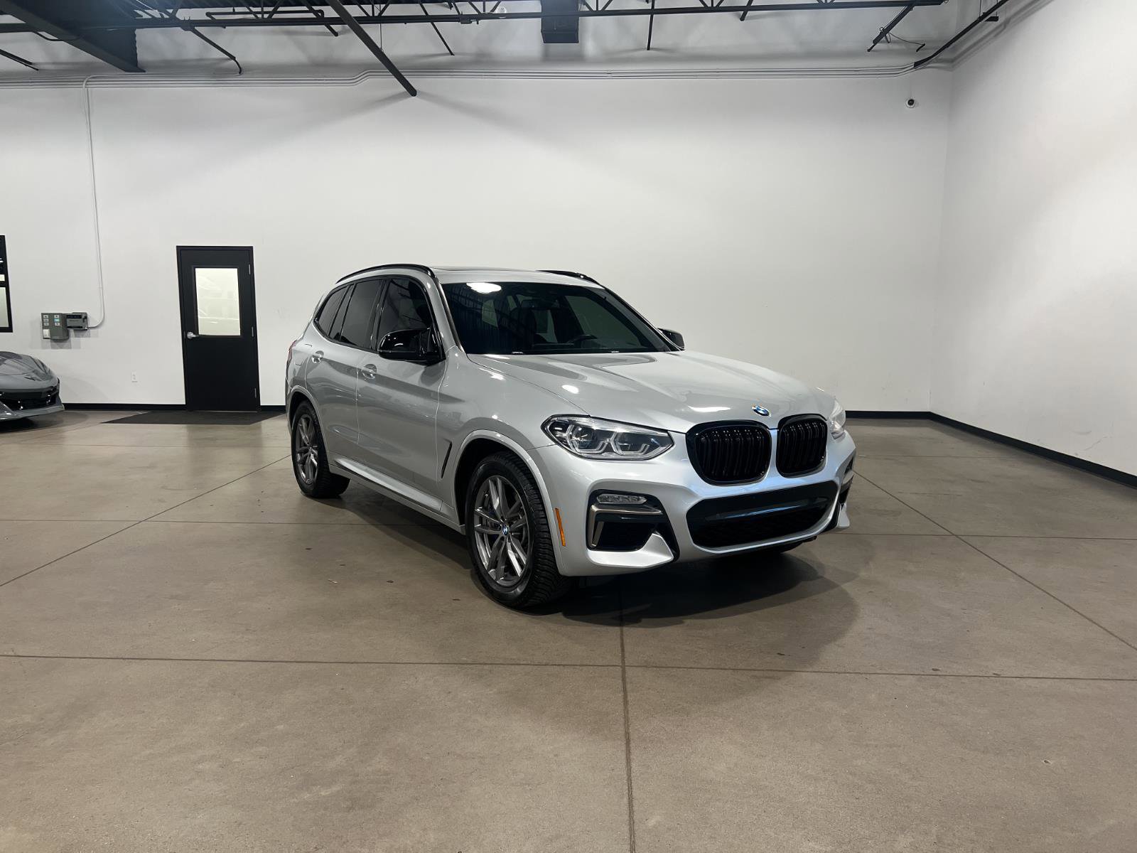 Used 2019 BMW X3 M40i image 1