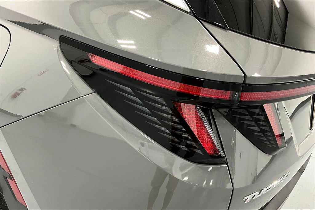 Used 2024 Hyundai Tucson Limited image 39