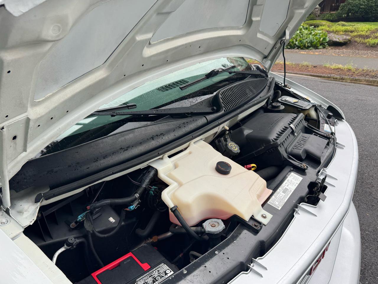 Used 2000 GMC Savana 3500 Extended Passenger image 39