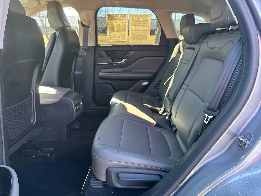 Used 2023 Lincoln Corsair FWD w/ Equipment Group 101A image 28