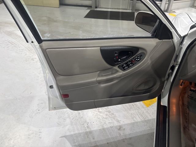 Used 2002 Chevrolet Malibu LS w/ Preferred Equipment Group 1 image 15