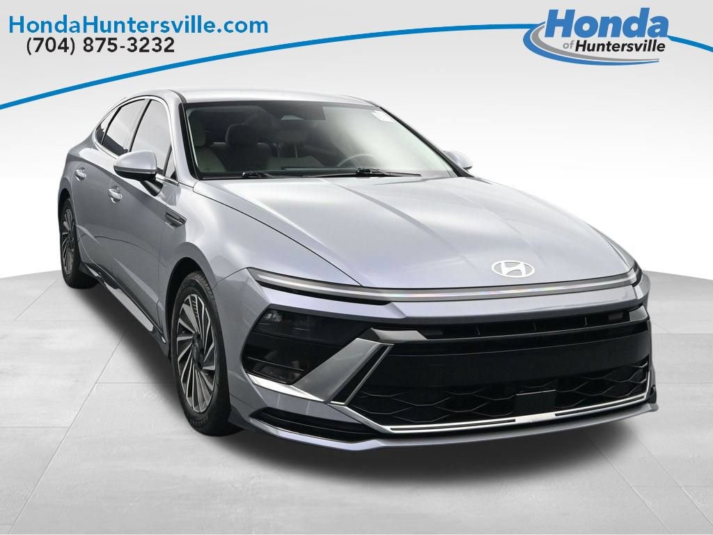 Used 2025 Hyundai Sonata SEL FWD image 6