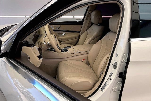 Used 2019 Mercedes-Benz S 560 Sedan image 18