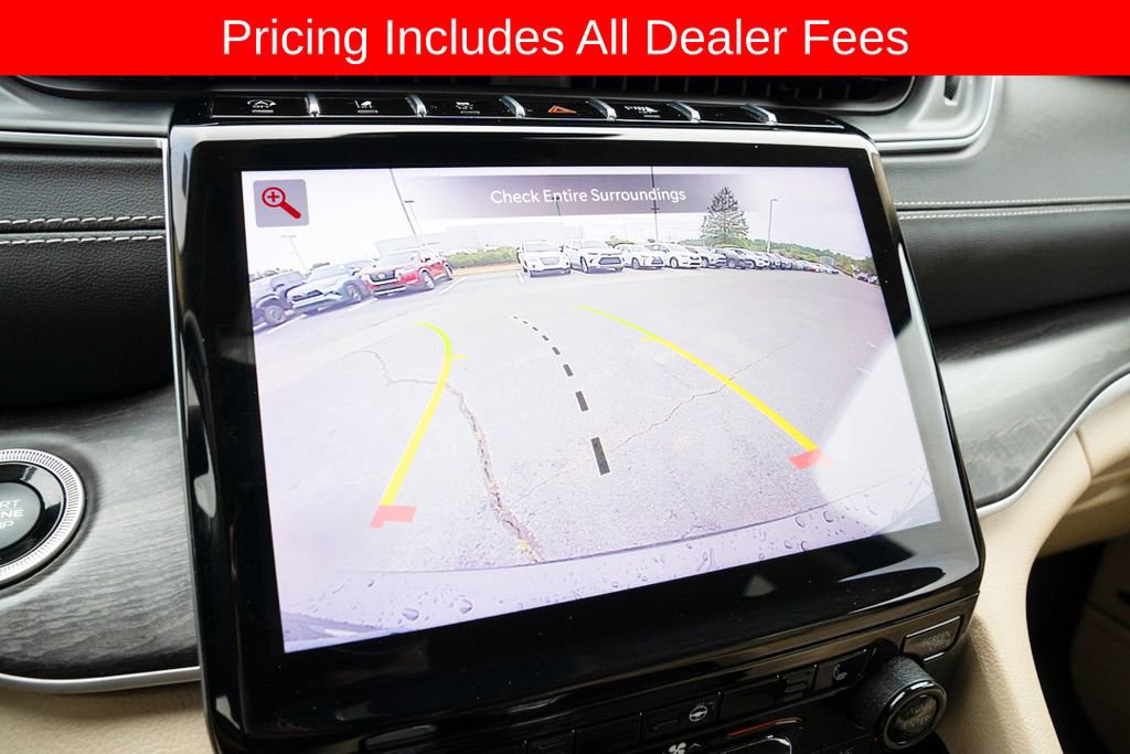 Used 2022 Jeep Grand Cherokee L Limited AWD/4WD image 17