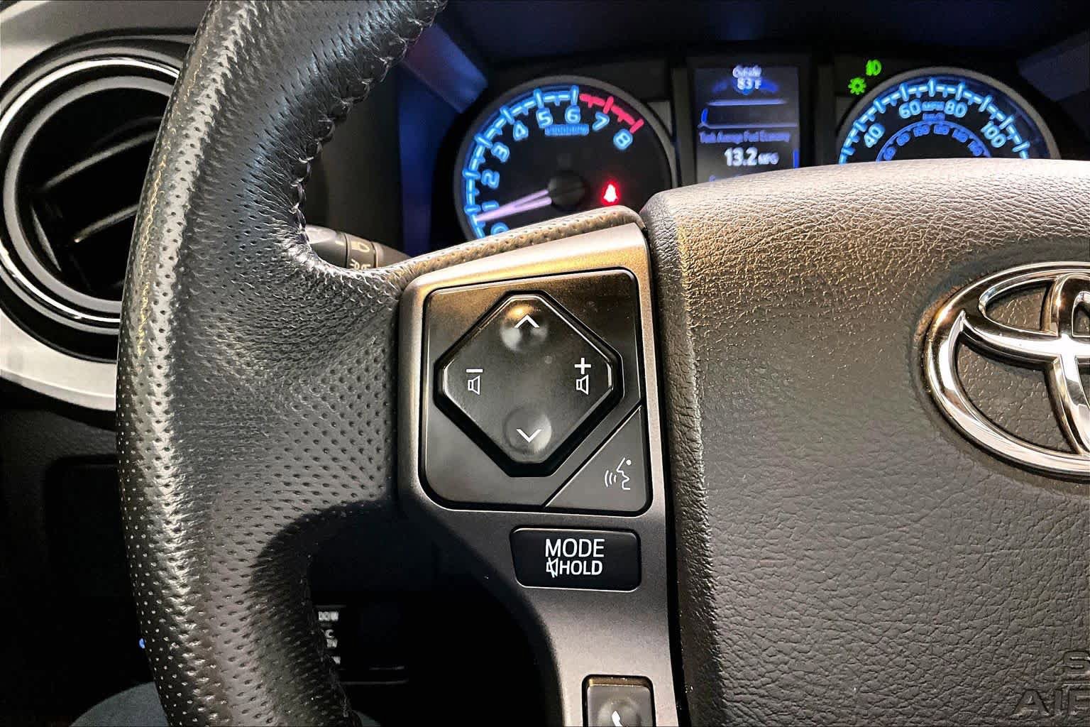 Used 2023 Toyota Tacoma TRD Off-Road w/ TRD Premium Off Road Package AWD/4WD image 24