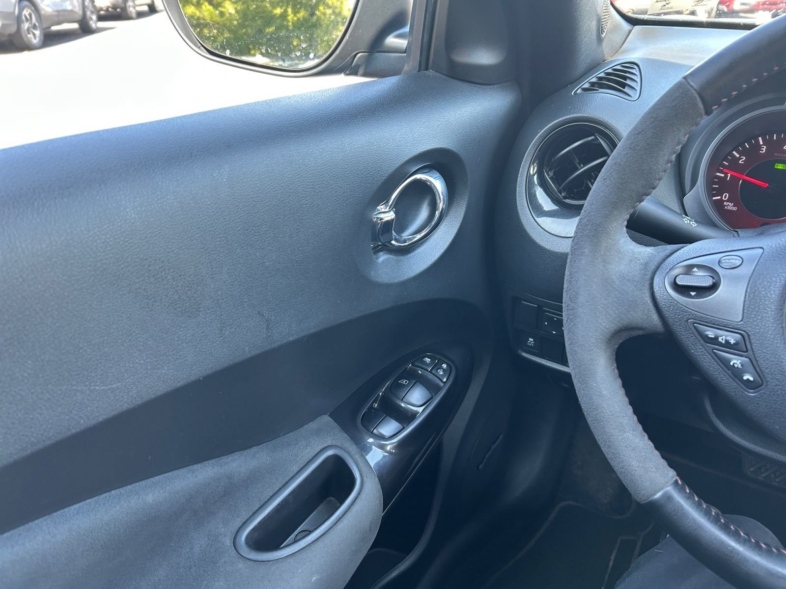 Used 2013 Nissan Juke NISMO AWD/4WD image 16