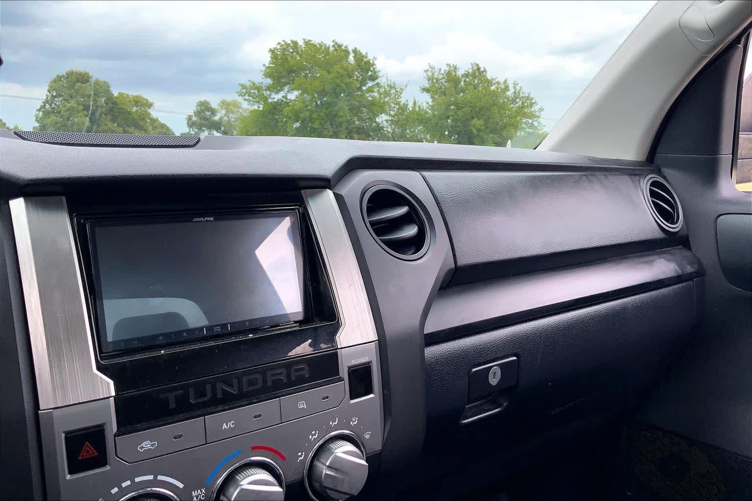 Used 2017 Toyota Tundra SR RWD image 34