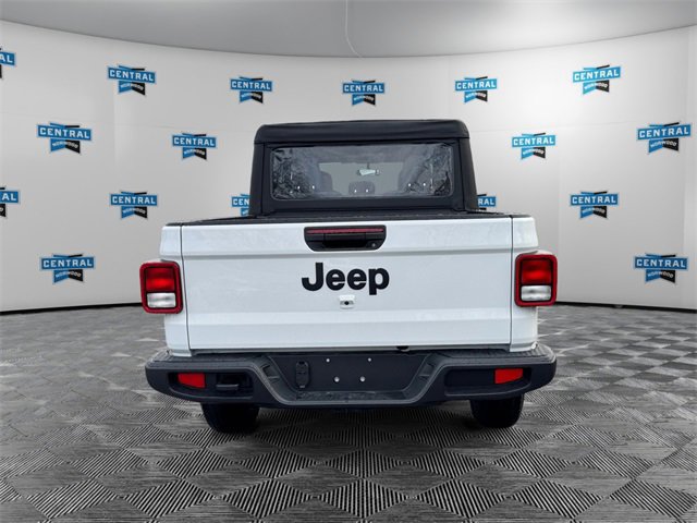 New 2026 Jeep Gladiator Sport image 4