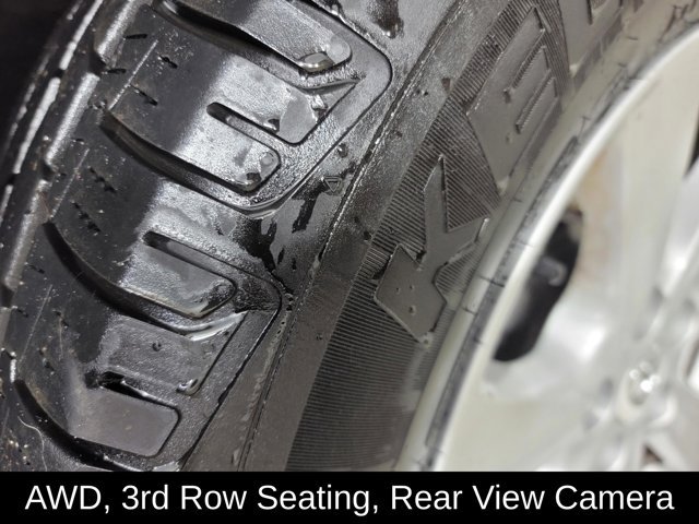 Used 2013 Toyota Highlander Plus AWD/4WD image 11