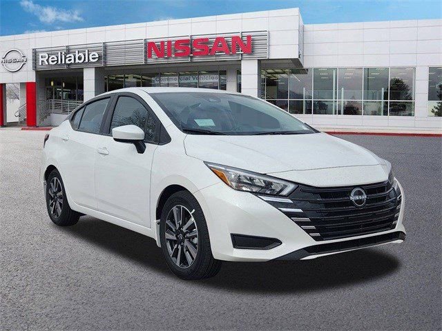 New 2025 Nissan Versa SV w/ Trunk Package
