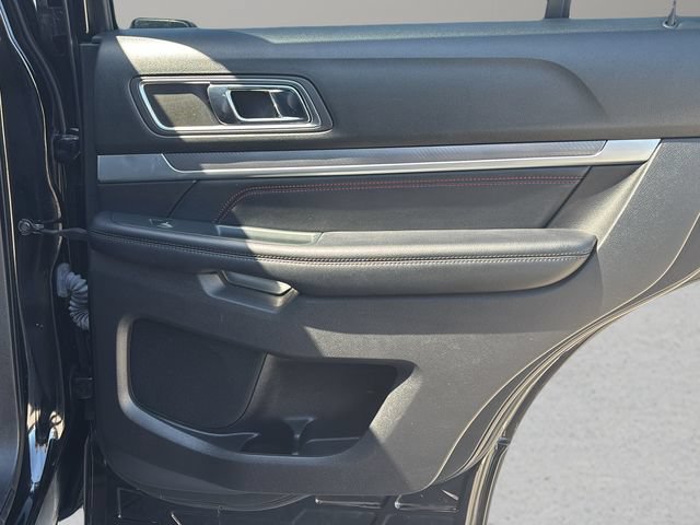 Used 2018 Ford Explorer Sport AWD/4WD image 11