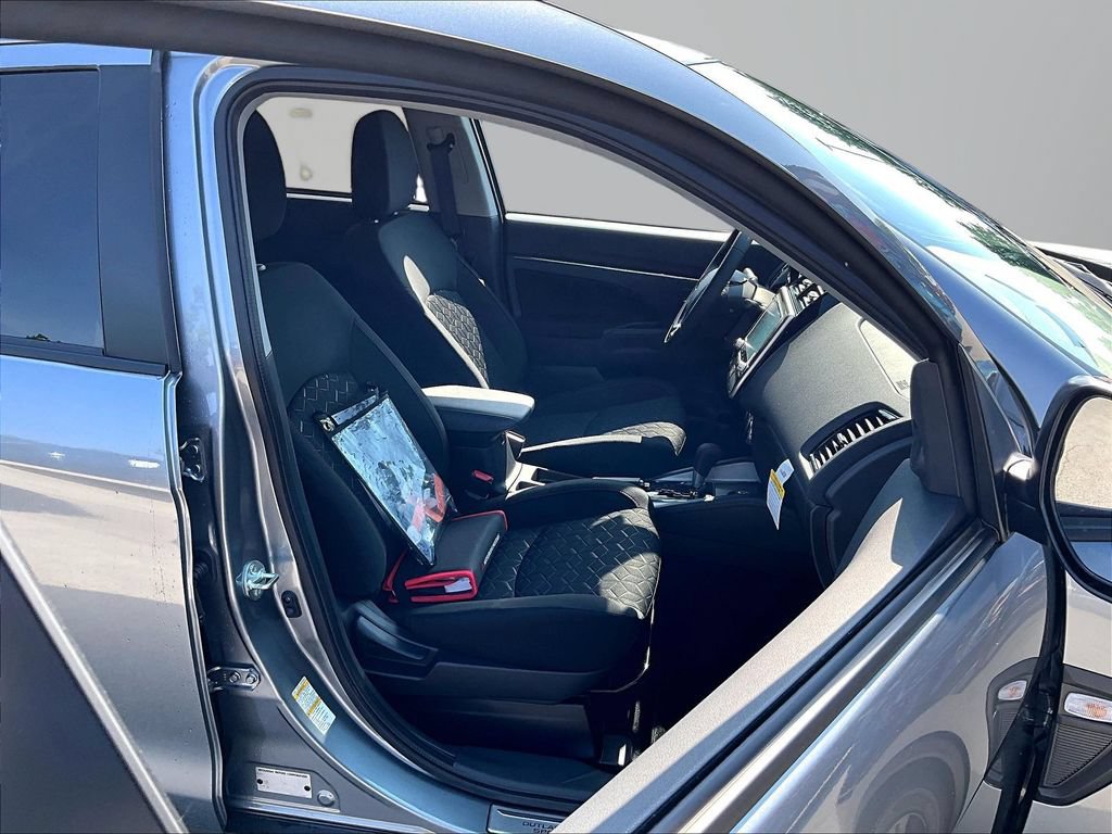 New 2026 Mitsubishi Outlander Sport LE AWD/4WD image 12