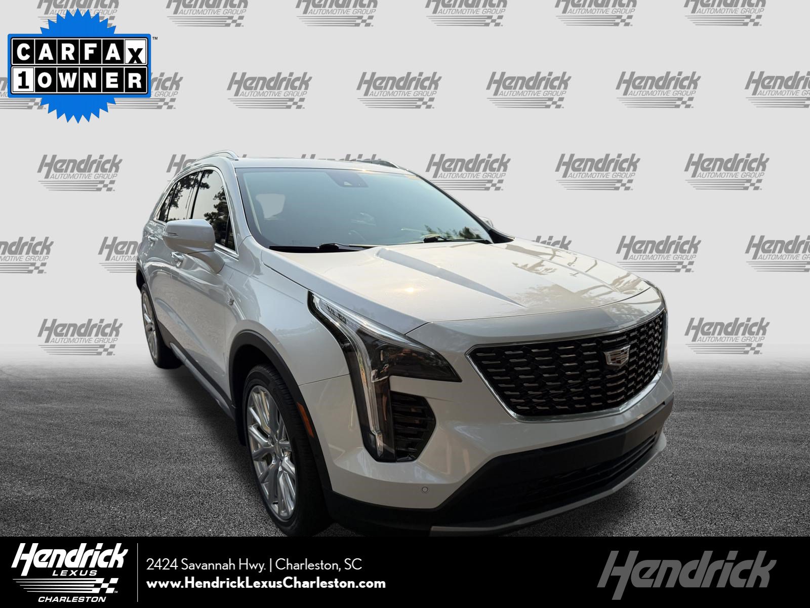 Used 2021 Cadillac XT4 Premium Luxury FWD image 1