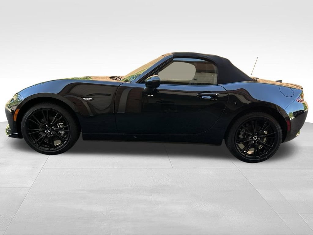 New 2026 MAZDA MX-5 Miata Club RWD image 2