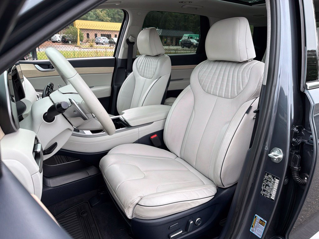Certified 2024 Hyundai Palisade Limited AWD/4WD image 18